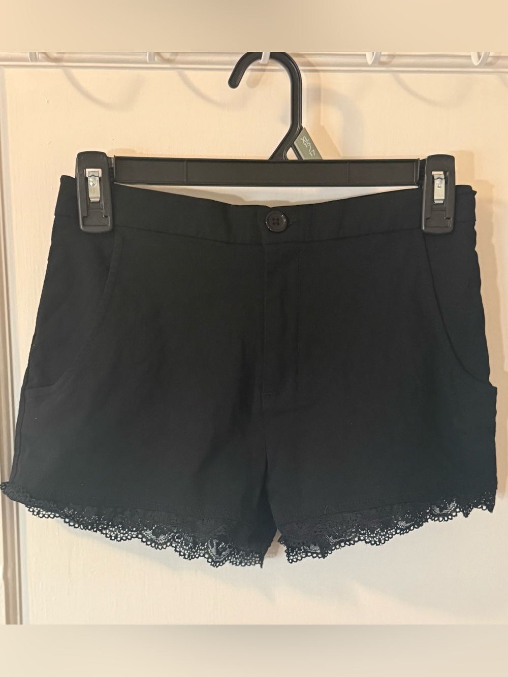 Derek Heart Black High-Waist Lace Hem Shorts